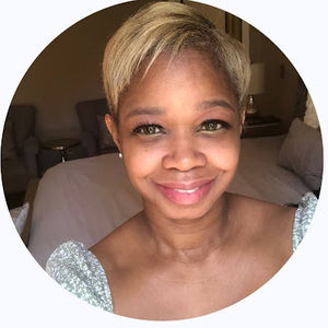 Meet your Posher, Leelee